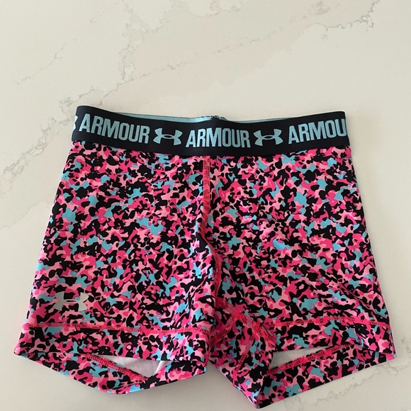 Selling - Picture 3 of 3